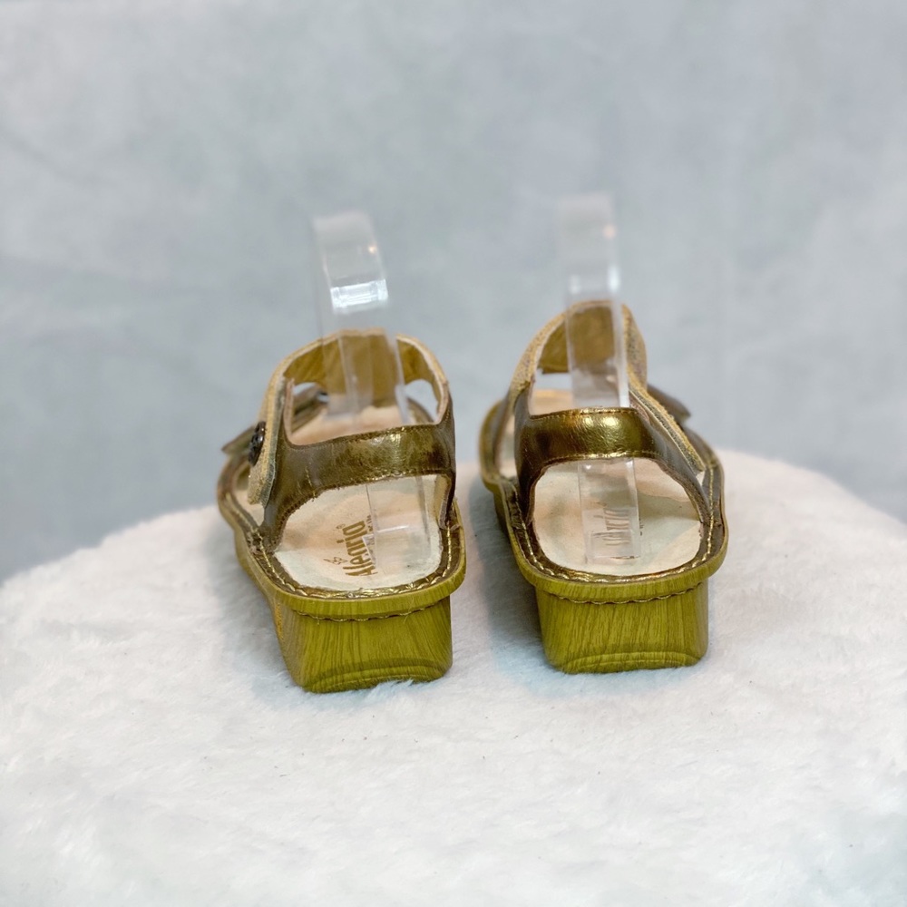 Alegria Kendra Gold Leather Sandals - Picture 4 of 8